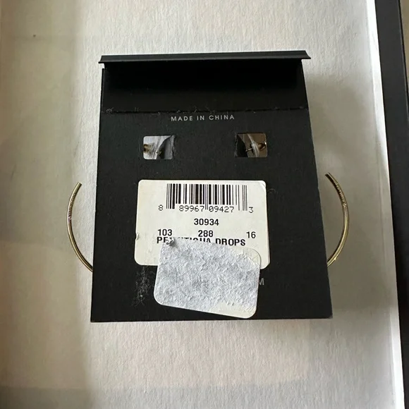 Baublebar Pom Pom Earrings NWT - Picture 2 of 2